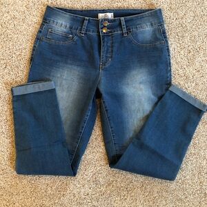 Royalty for Me Size 10 Cropped Jeans. Like New!
